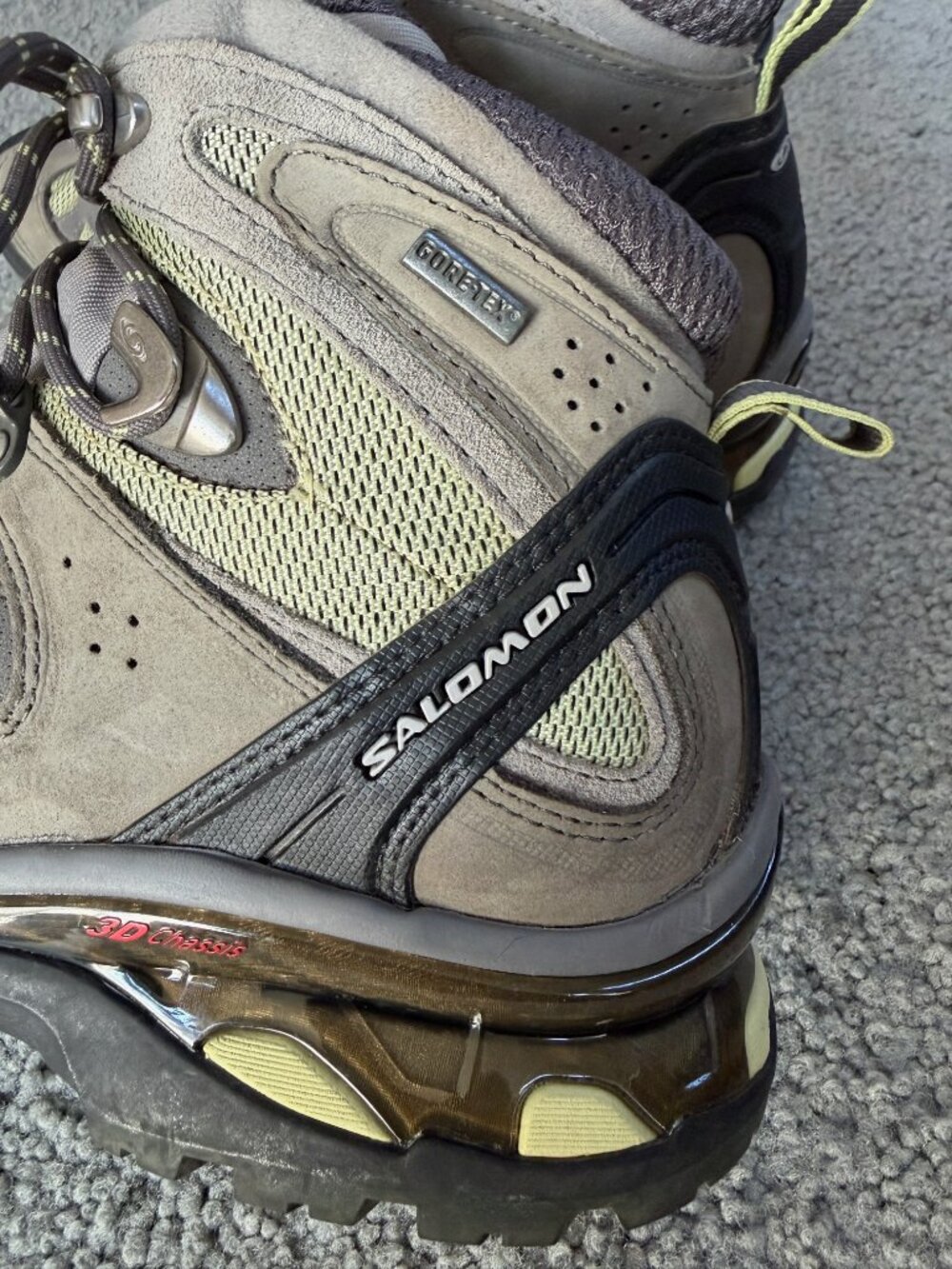 Salomon Comet 3D GTX Waterproof Hiking Boots - Women 9.5 / Men 8.5 Grey - Picture 3 of 16